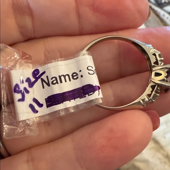 14k and 10k real gold and gem stones Elegant Gold and wg Rings start @ 150$ - Picture 11 of 16